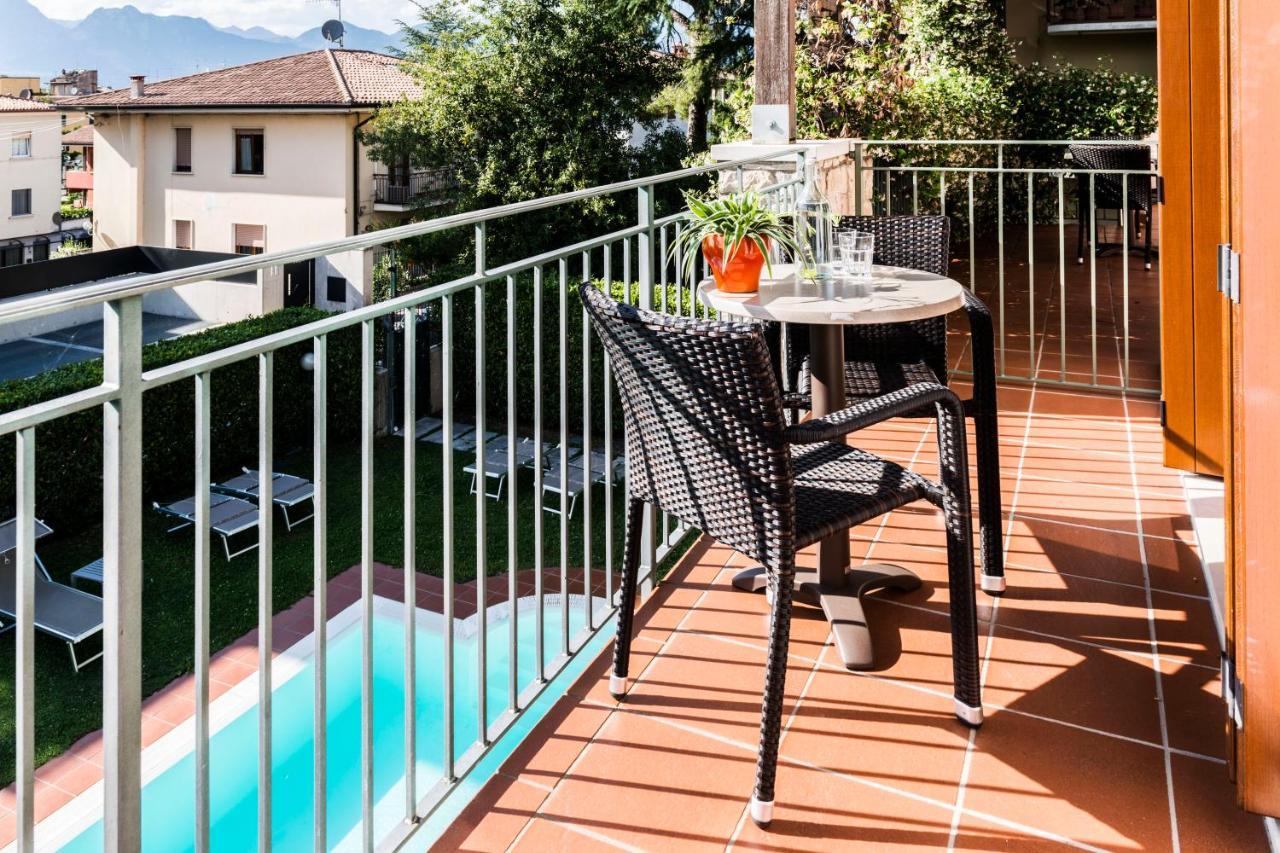 Appartamenti Meridiana Торри-дель-Бенако Экстерьер фото